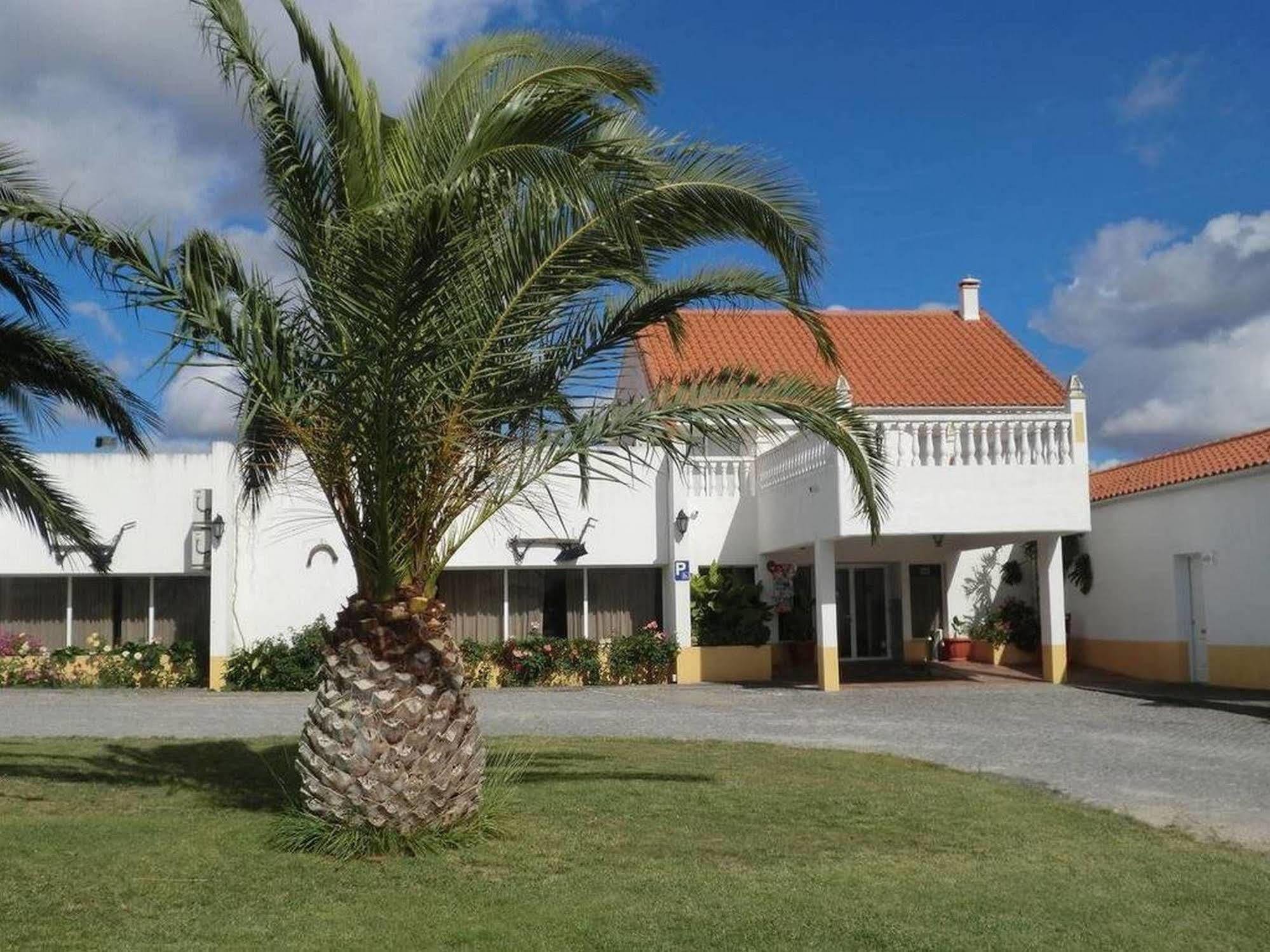Varandas De Alter Hotel & Spa Alter do Chão Buitenkant foto